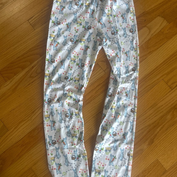 Hoppy Spring Pajamas NWOT Excellent Condition - Picture 9 of 11